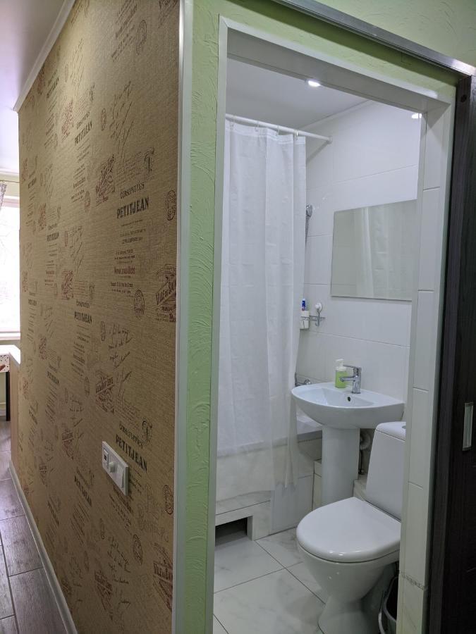 Apartment Near City Center On Peremohy Avenue 46 切尔尼戈夫 外观 照片